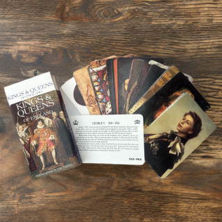 Jeu de cartes vintage Rois et Reines d’Angleterre – fiches historiques monarchie britannique (en anglais)