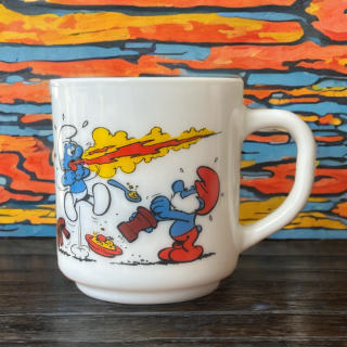 Mug vintage Arcopal Les Schtroumpfs – Cuisine schtroumpfante (1983)
