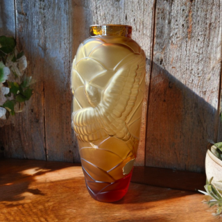 Vase Art Déco aux hirondelles en cristal de Bavière – années 1930