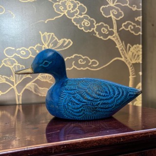 Canard décoratif vintage en laiton patiné bleu cobalt