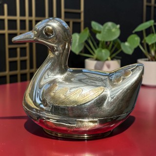 Boîte canard vintage en métal argenté et laiton