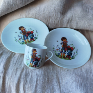Service en porcelaine "Chat botté"