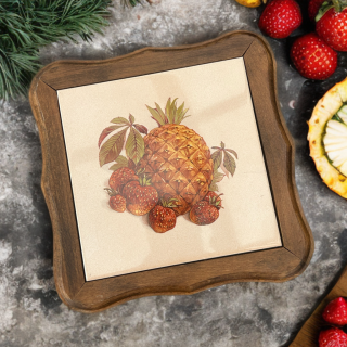 Sous-plat vintage en bois et céramique décor fraises